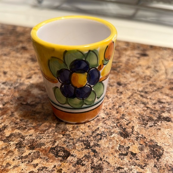 Terra-cotta shot glass can be used as a small planter - Picture 1 of 7